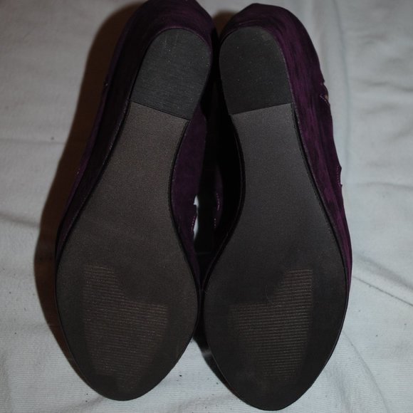 NEW IN BOX, SZ 10M, PLUM OPEN TOE WEDGE - Picture 6 of 6